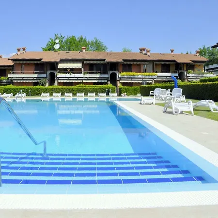 Nyaraló Snug In With Heating Near Garda